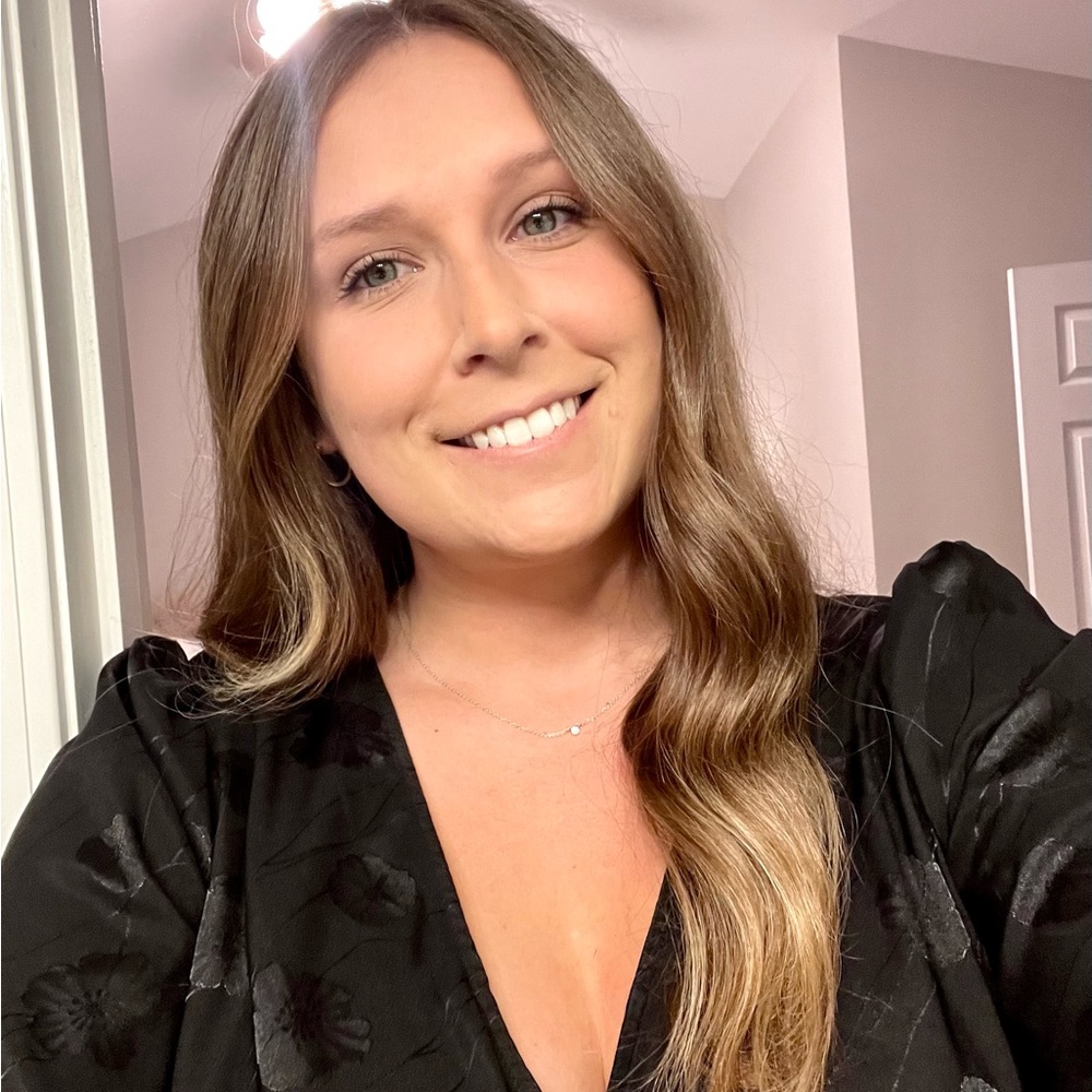 Meet your Posher, Alli